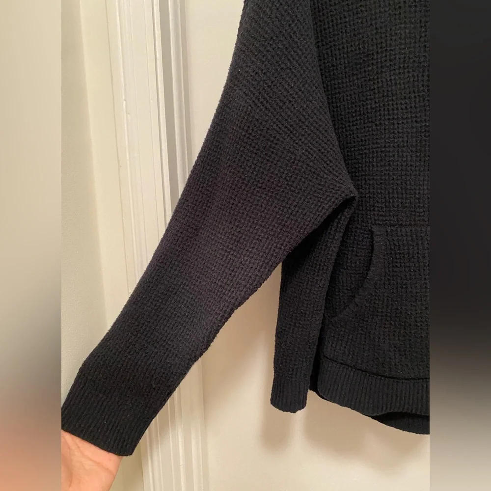 Aerie Waffle Knit hoodie women’s XL black Cropped Pullover Sweater cozy comfy